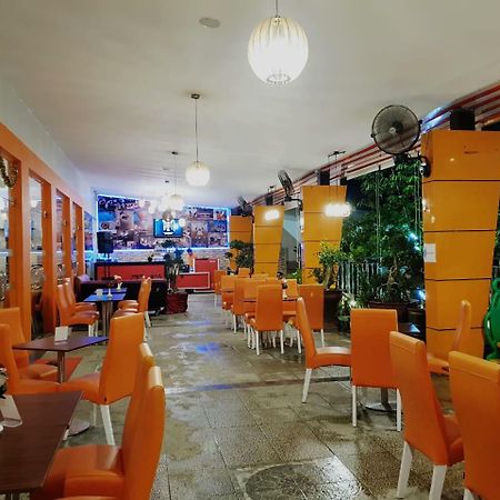 Fortune Front One Hotel Kendari Luaran gambar